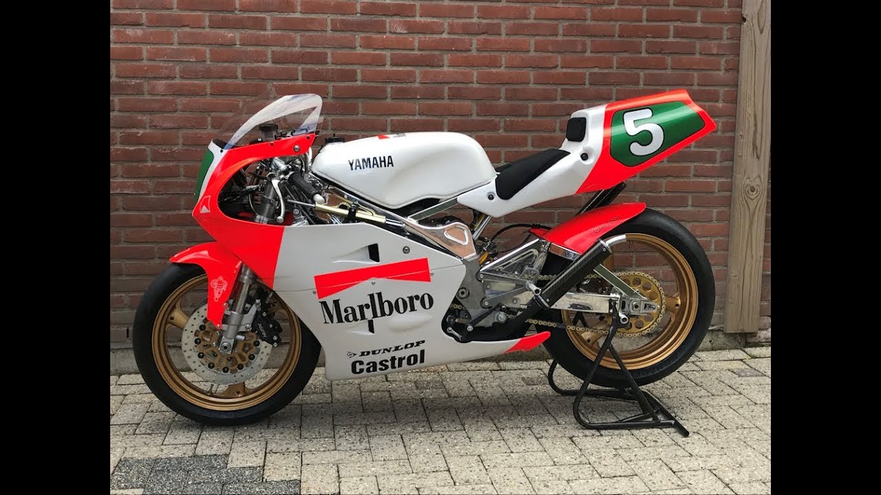 Yamaha TZ250 4dp 1992 firing up for the first time in 20 years after rebuild