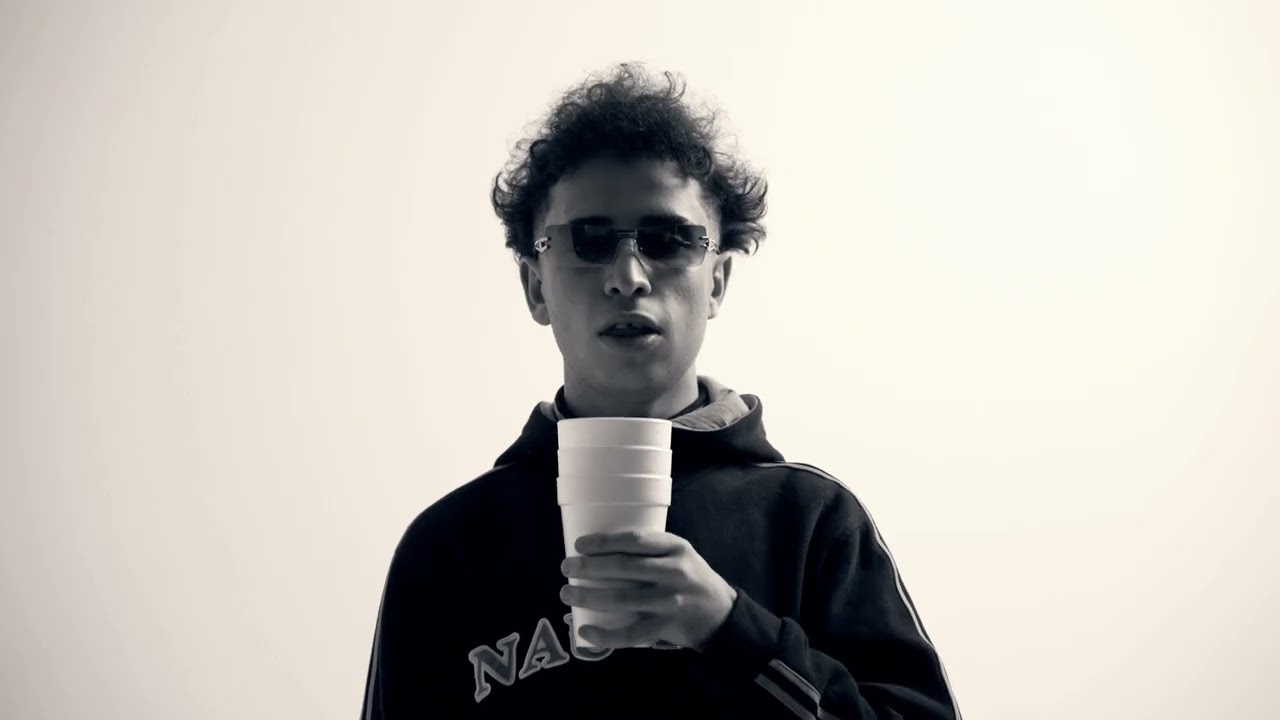 15. Jakaranda ft. ​Lthelizard (Visual) #Mecanico