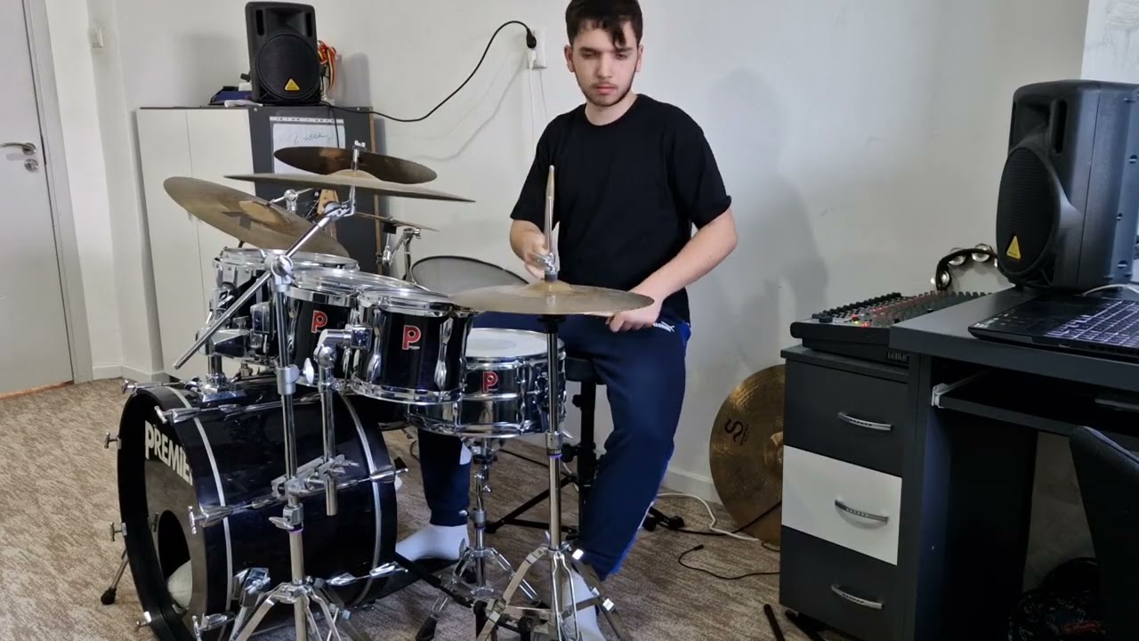 Metallica - For Whom The Bell Tolls ( drum cover )