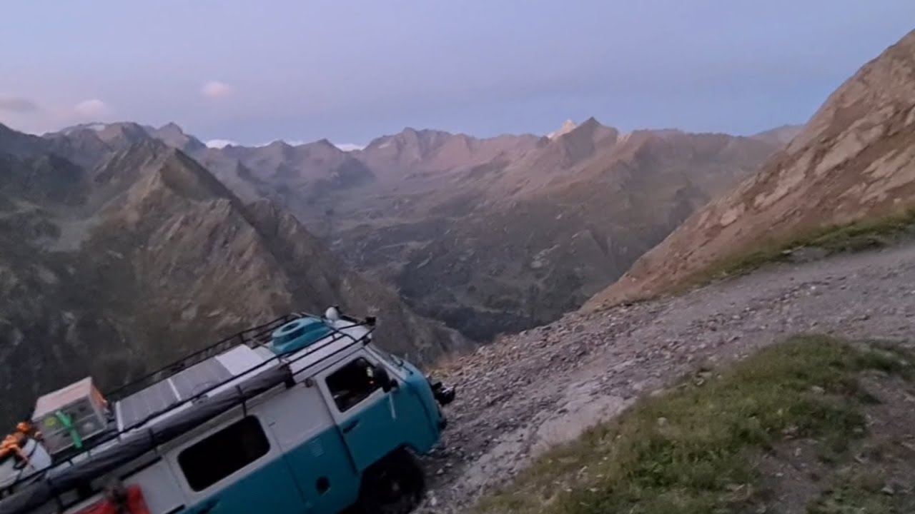 UAZ Buchanka Stulle ist am Ende | Winden- Einsatz auf 2400 Meter |UAZ 452 Offroad Camper Bus