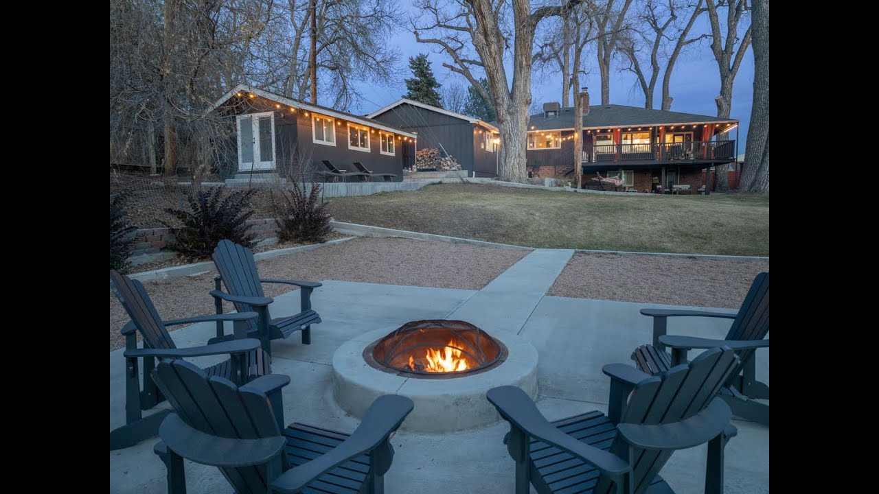 Mid Century Modern SW Denver Beauty!
