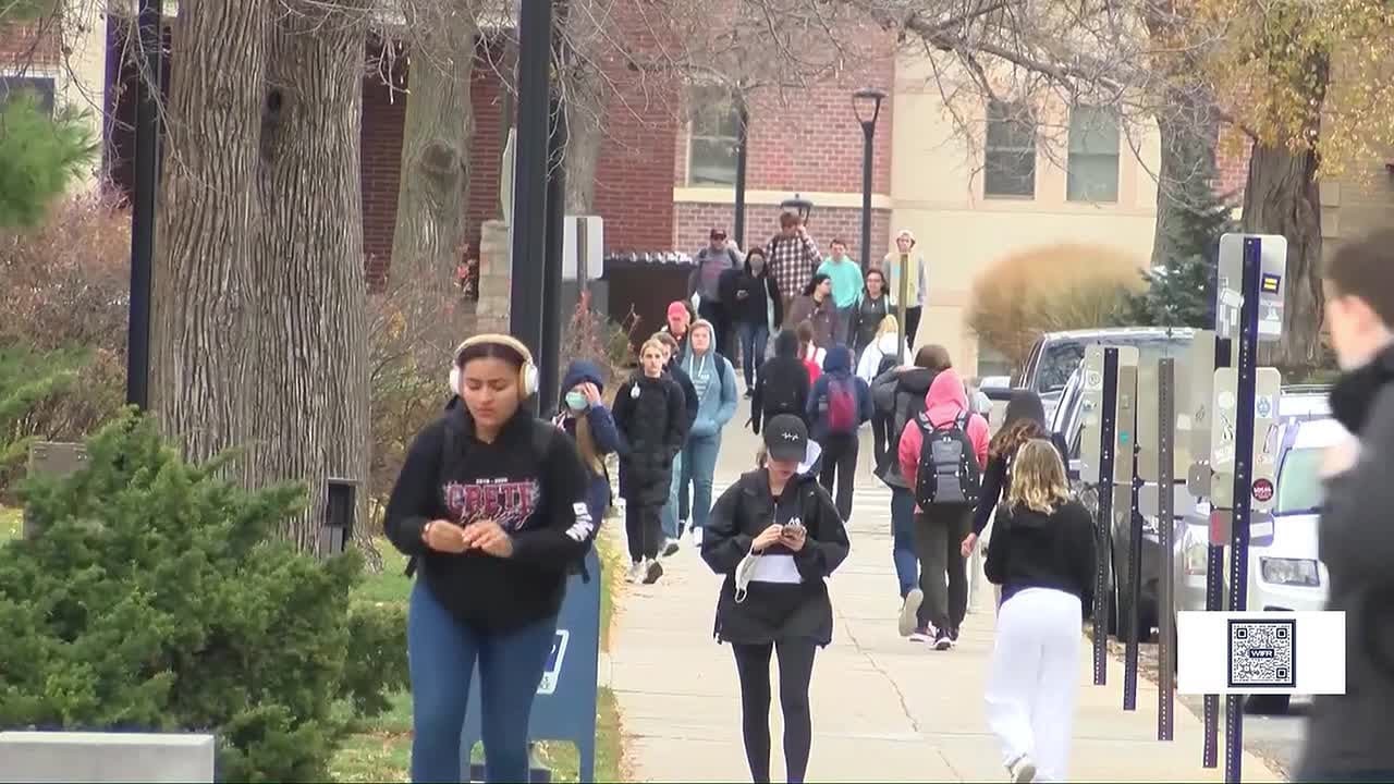 Исследование: 70% студентов поколения Z уверены в своих перспективах на рынке труда, несмотря на ...