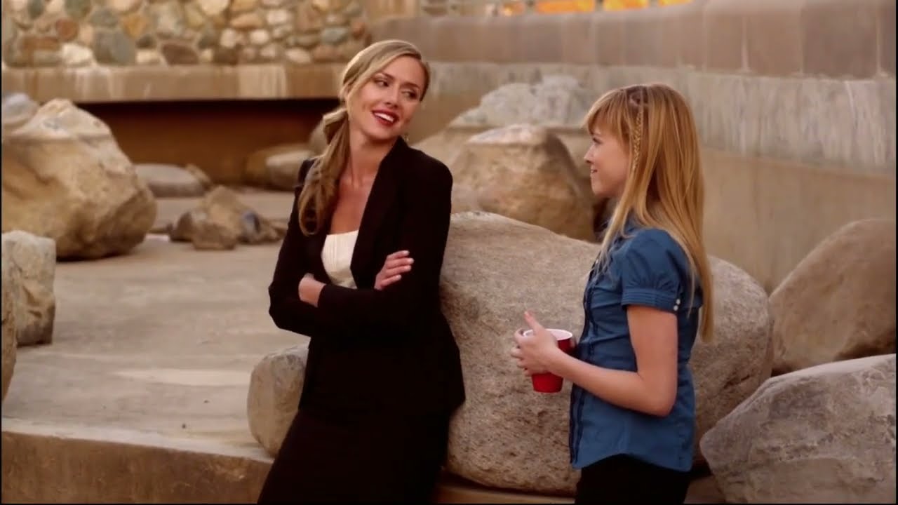 Gorgeous Catherine Stark (Allison McAtee)