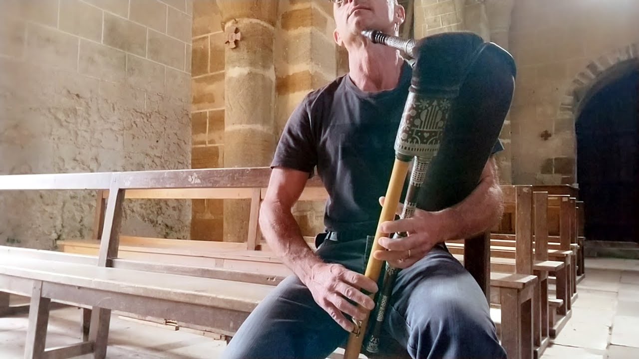 Église de Pouzy-Mésangy (Nord Bourbonnais) le 6 juillet 2023
