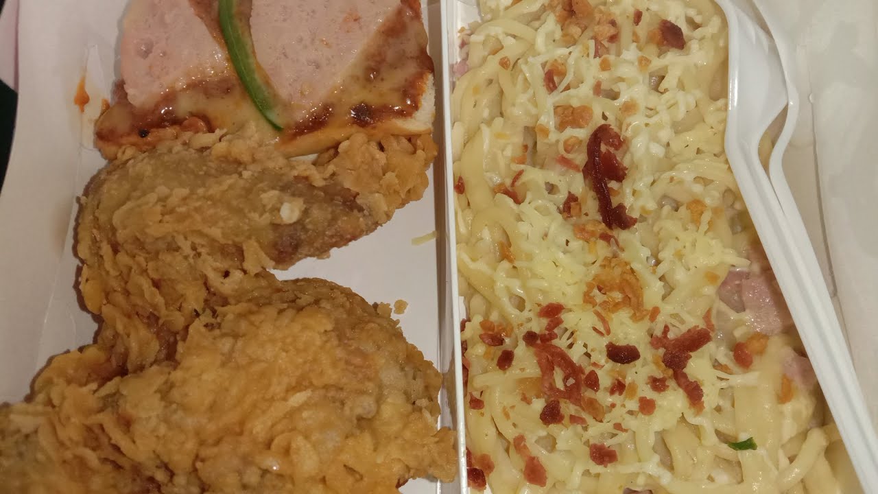 Carbs, chicken, and creamy goodness all in one plate 🤤✨