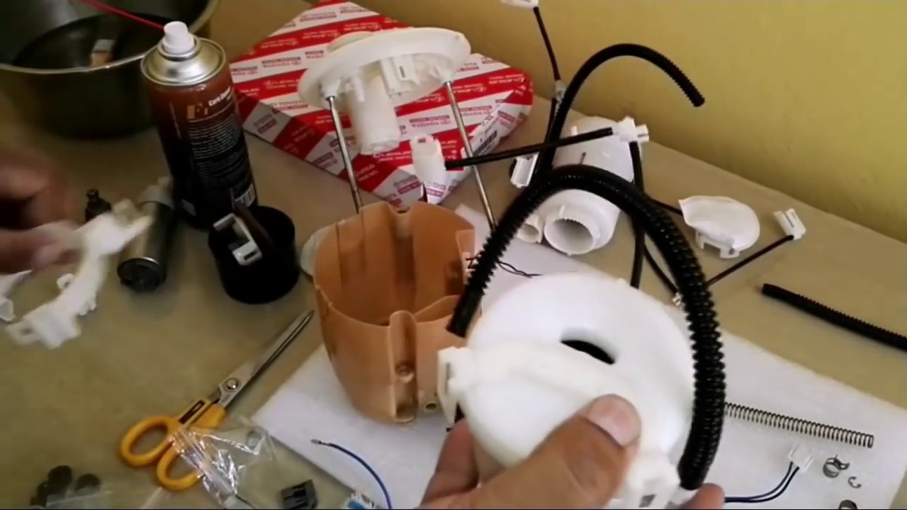 كيفية فتح وتبديل الفيول بمب لسيارات كورولا How to Open and Switch the Pamp Fuel for Corolla Cars