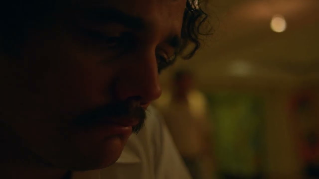 Narcos Pablo Escobar Monaco Building is Bombed (English subtitles) FULL HD