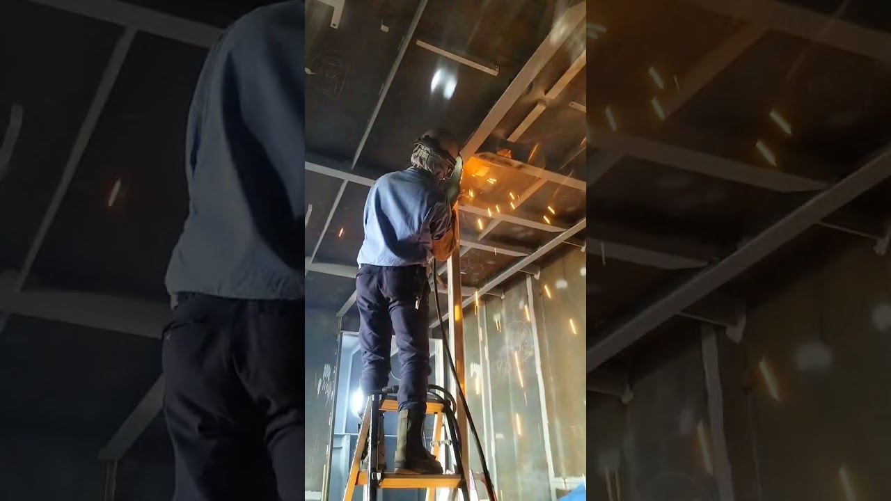 Overhead full welding (fillet)