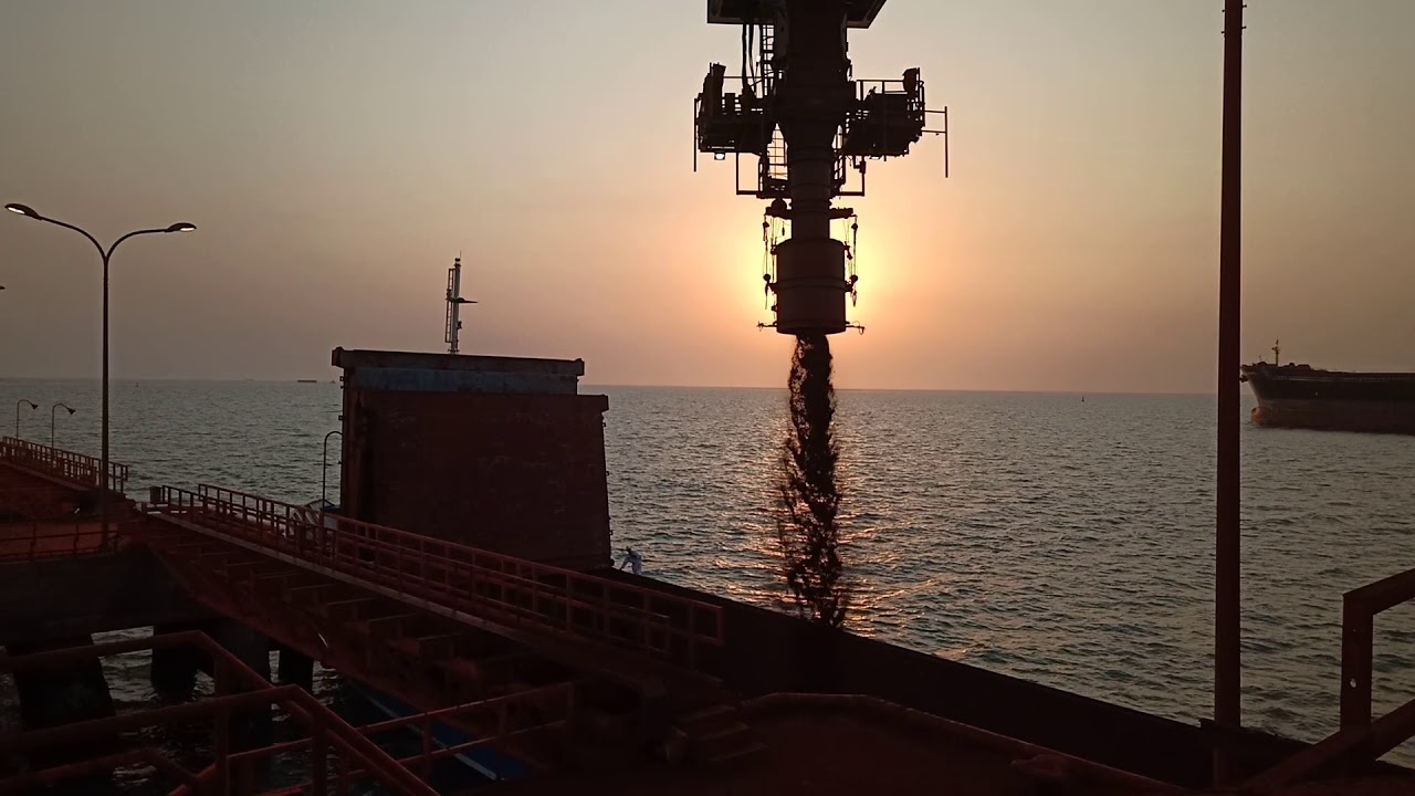 Barge Loader @Jetty