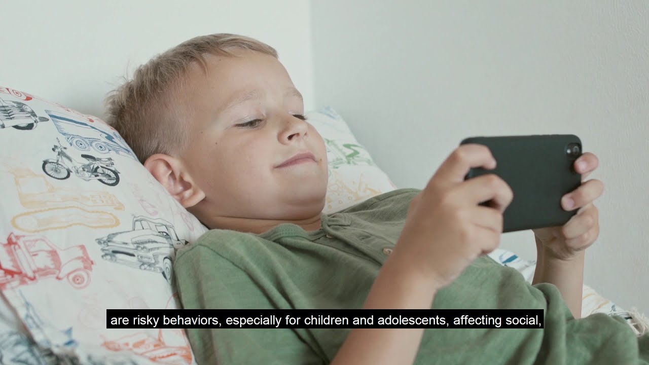 Cybergossip, cyberaggression, problematic Internet use and family communication