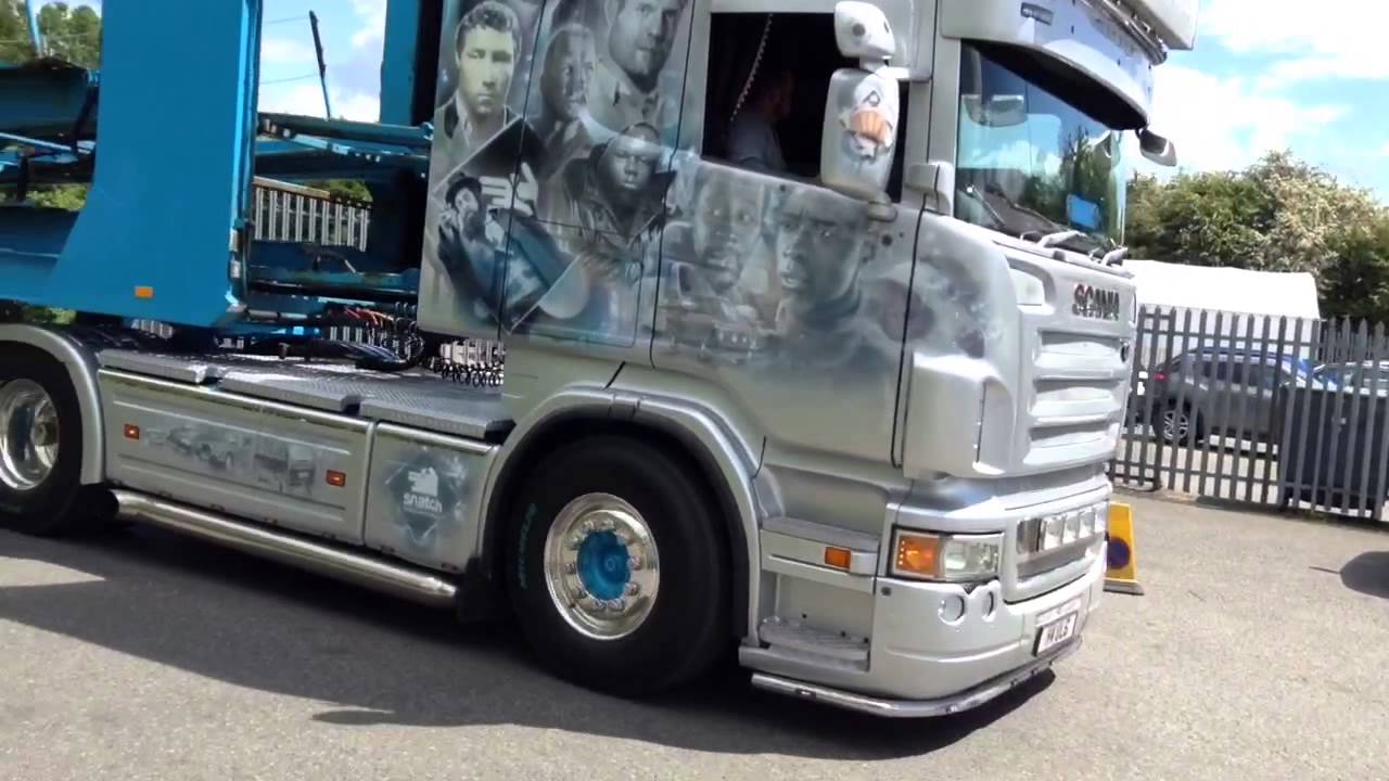Loud PIPES save lives scania V8