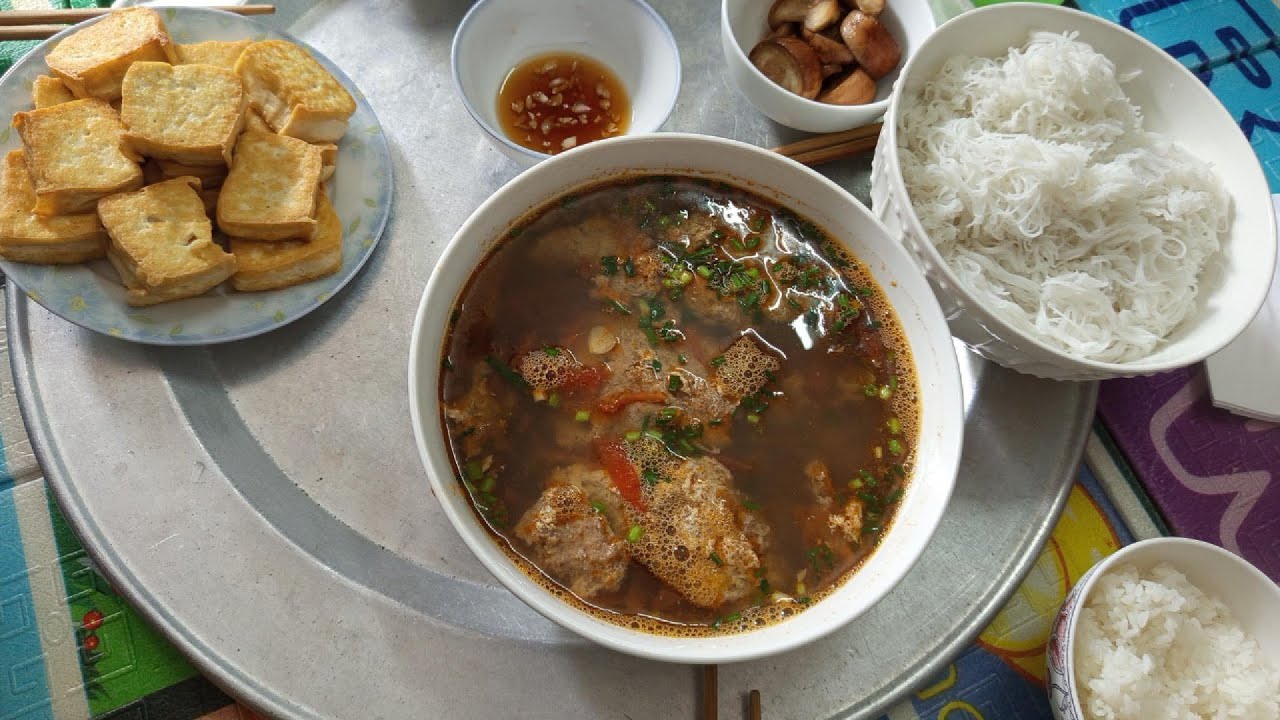 How to Cook Vietnamese Field Crab Soup &ndash; Rustic, Delicious & Budget-Friendly!