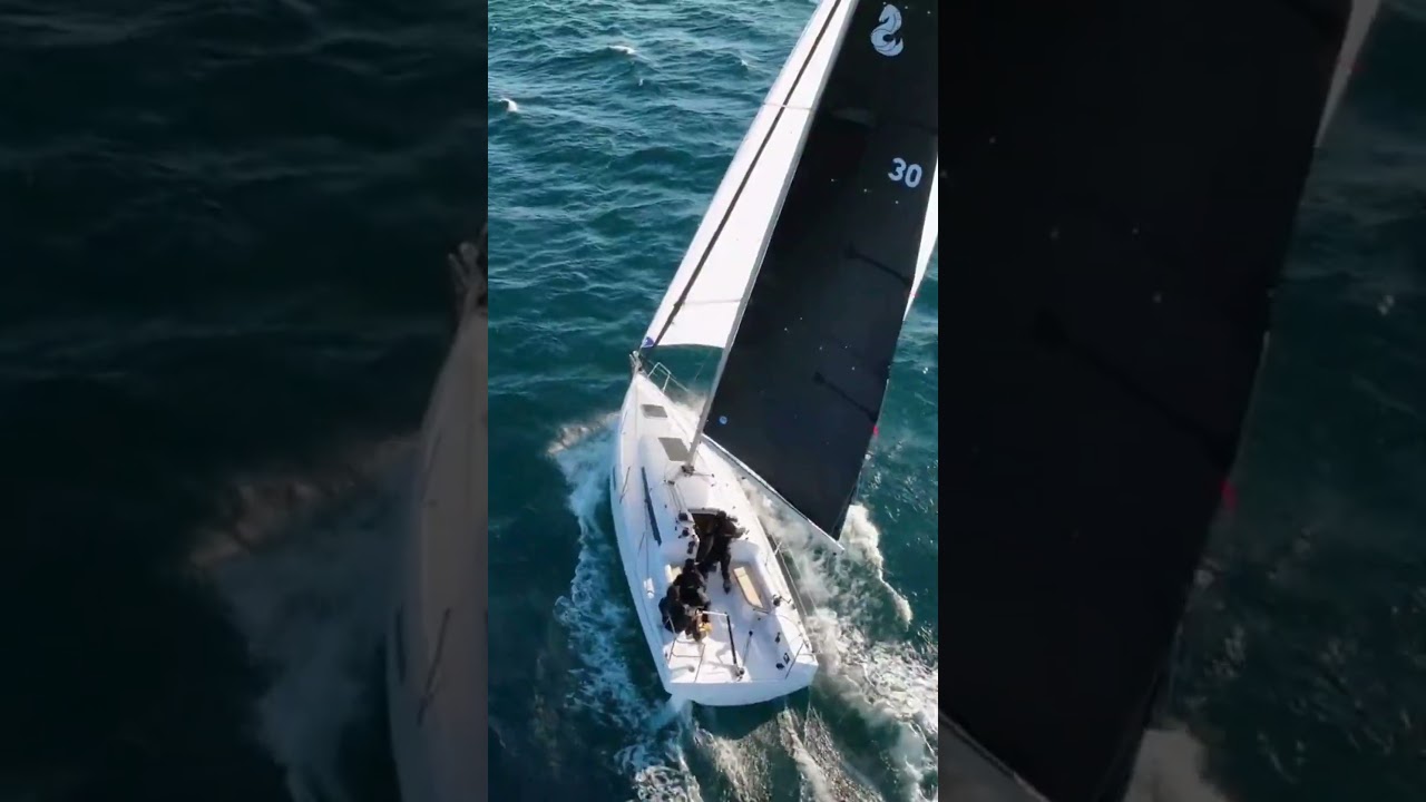 Beneteau First 30