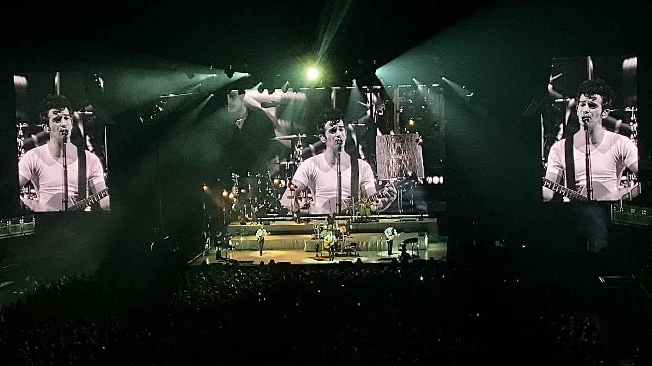 The 1975 - I Always Wanna Die (Sometimes) (ATVB Tour) - Melbourne 11.4.23