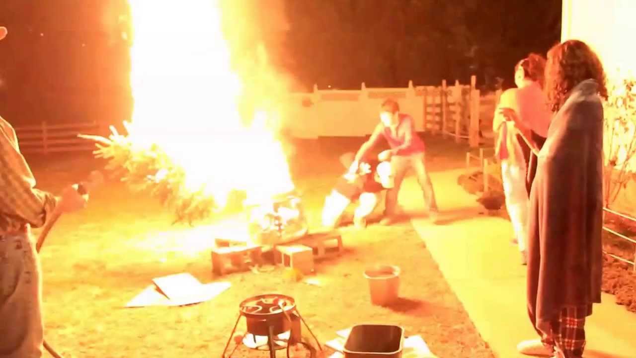 Burning the Christmas Tree 2013
