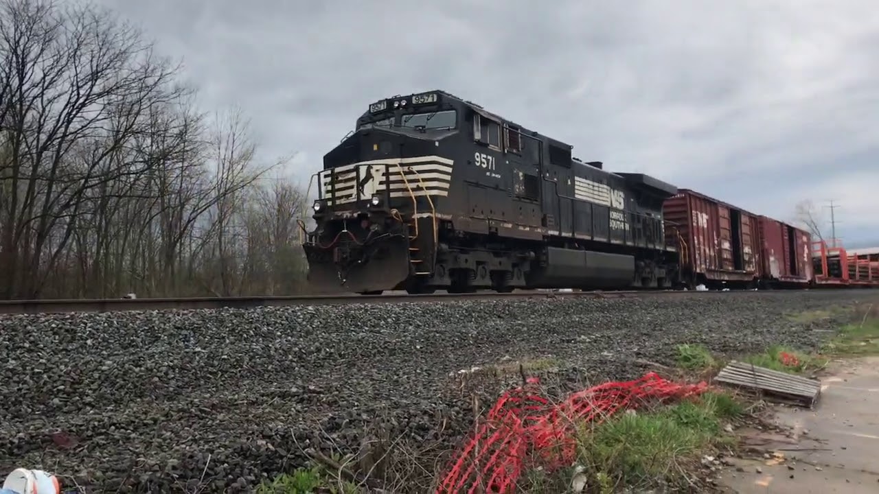 Rail train shunting at cp 102 on the main