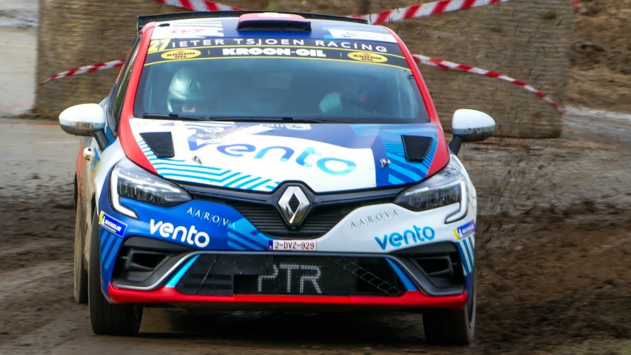 Renault Clio Rally4 | Anti-Lag, HUGE POPS & BANGS, Drifts and Jumps!