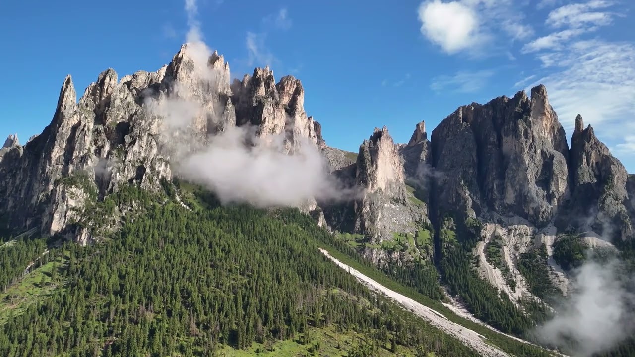 Dolomity – podróż po włoskich Alpach - 4K | Dolomites – A Journey Through the Italian Alps - 4K