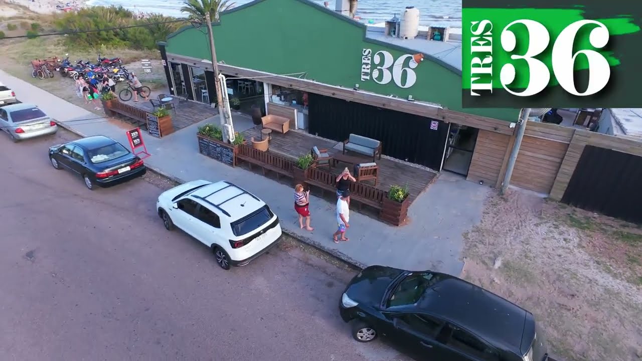 TRES36 Música en vivo en la Brava de Atlántida