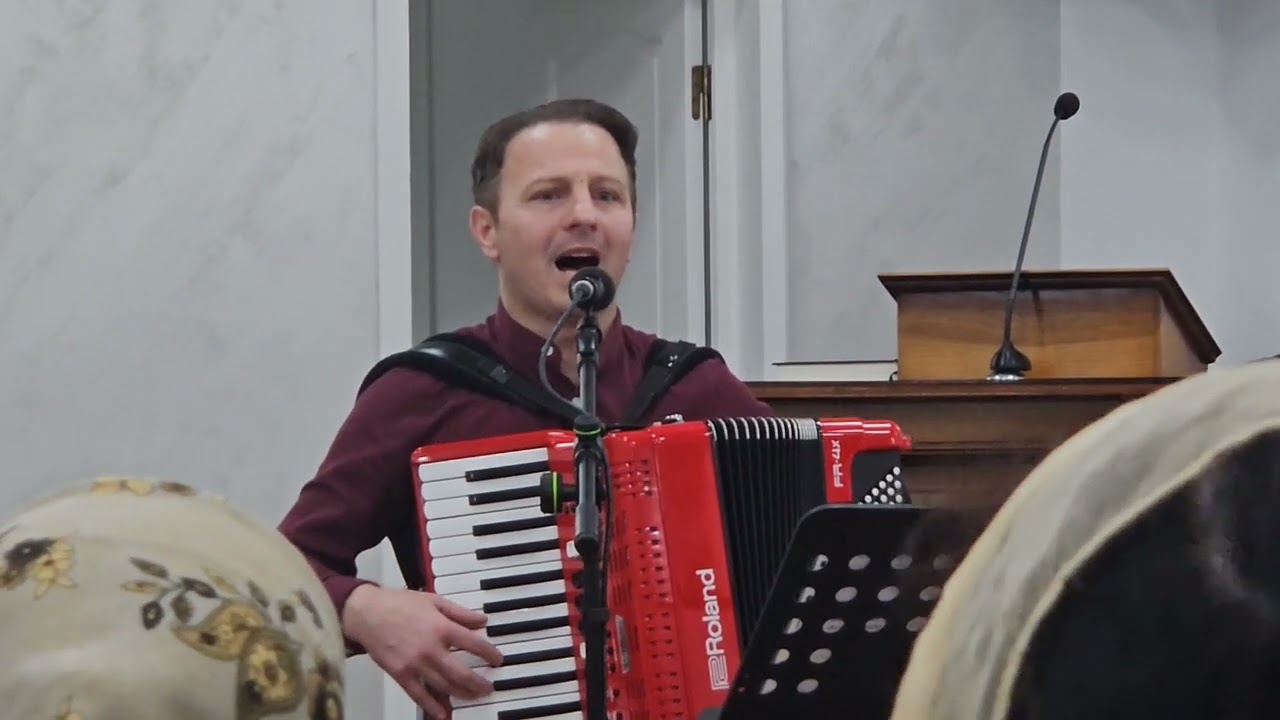 biserica carmel baita de sub codru-evanghelizare fratele Daniel Oniga -Cluj