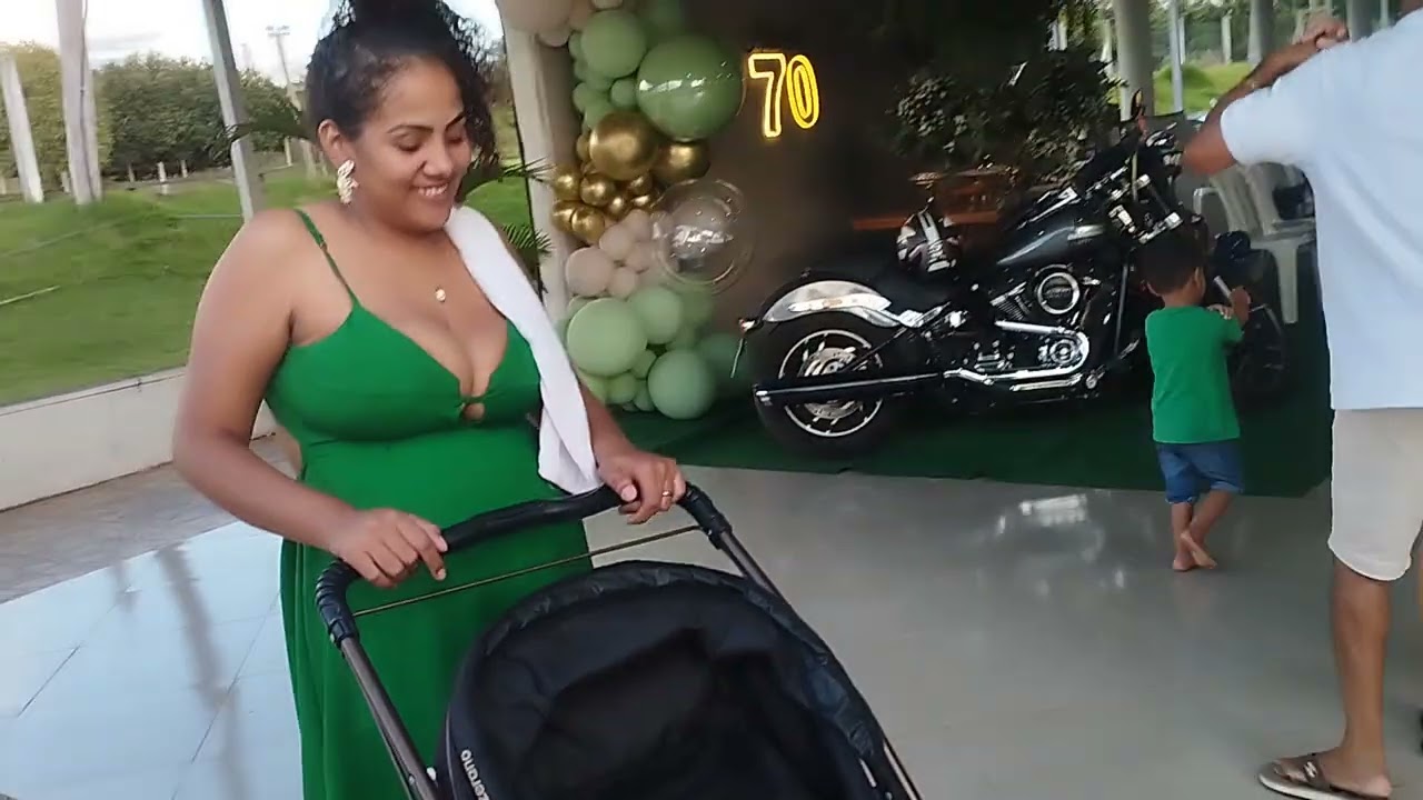 Festa de aniversário do meu irmão irmão.