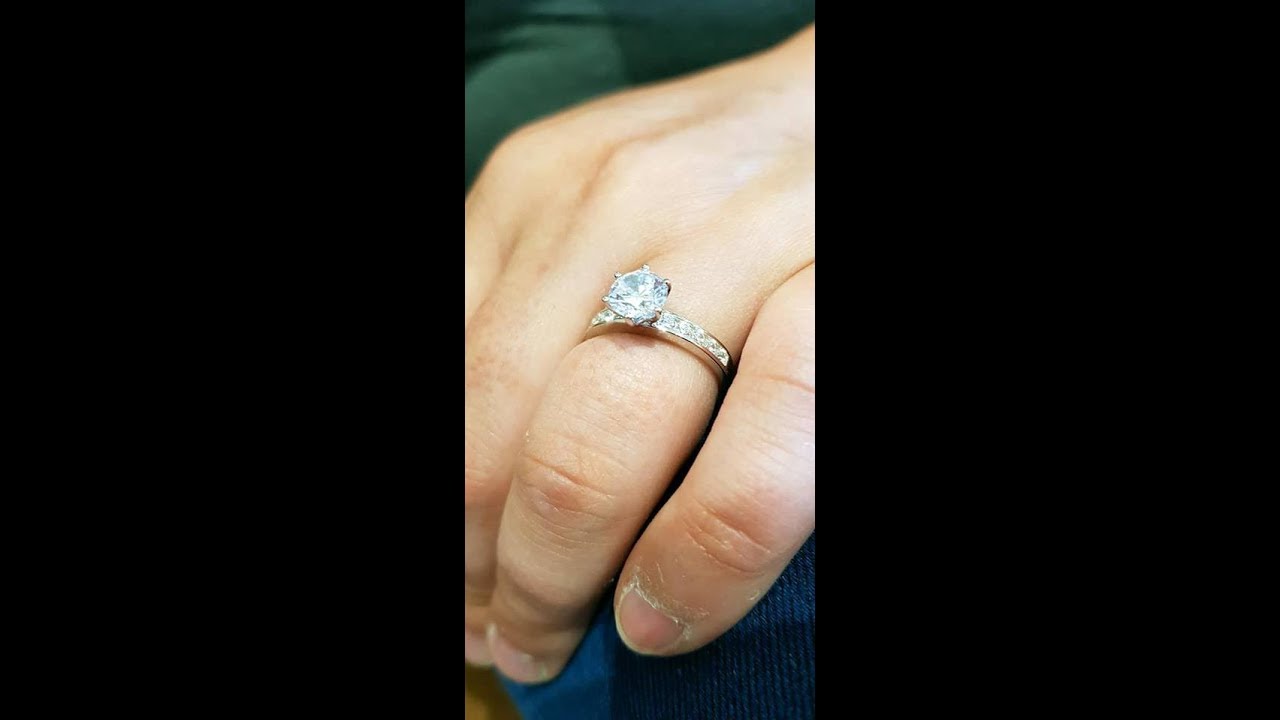 MATTHEW SURPRISES ANDREA WITH A NEW ENGAGEMENT RING!