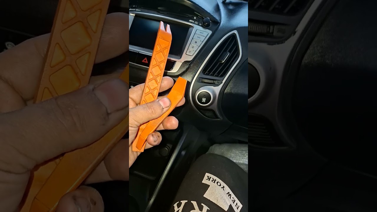 COMO REMOVER A MULTIMIDIA DA IX35