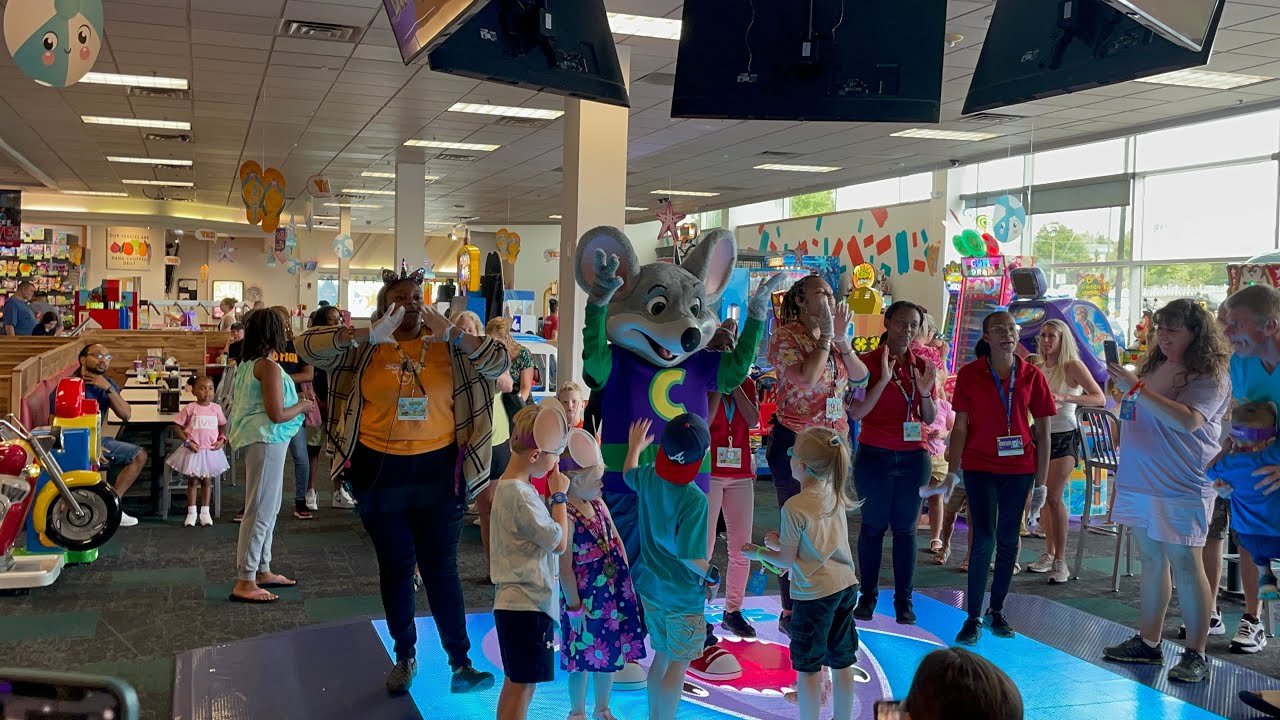 Birthday party fun, Chuck E Cheese