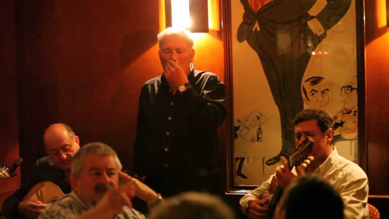 António Pelarigo, "Fado Tango" - "Esquina de rua"