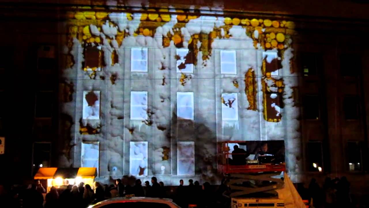 iso3D at Nuit Blanche Toronto 2010 - Union Station