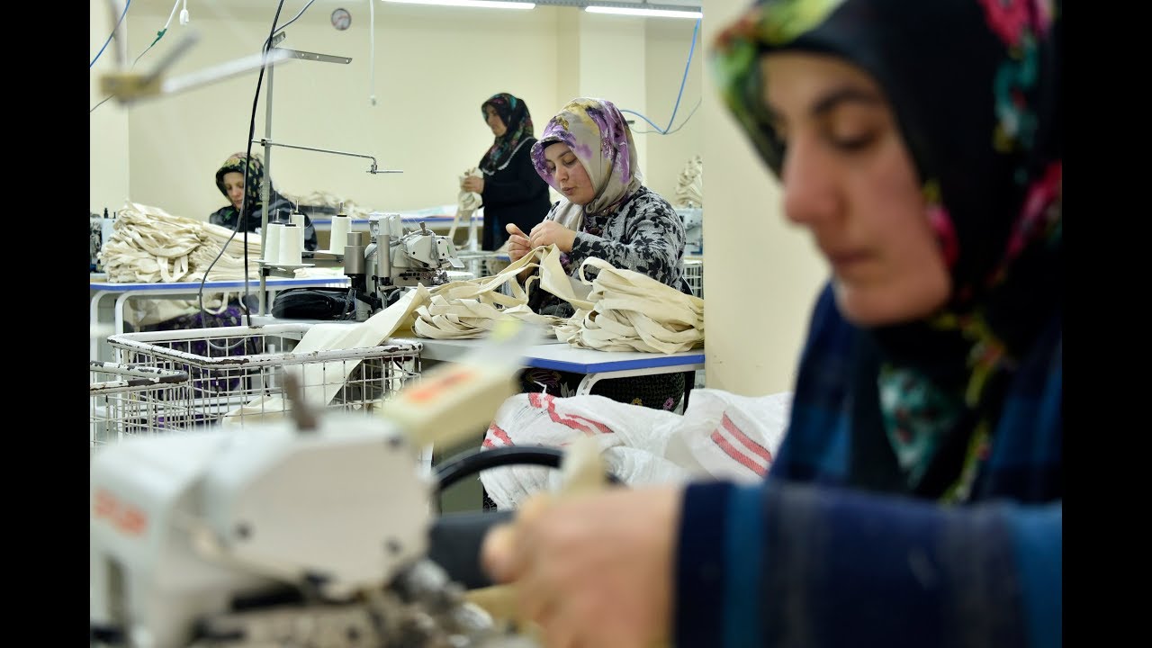 Beldede üretiliyor, ülkenin dört bir yanına gönderiliyor