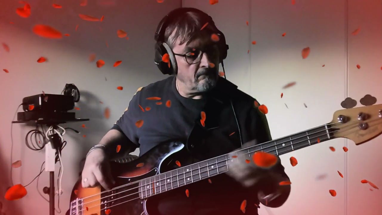 Cover Bass - Toto Africa -Version simplifiée -