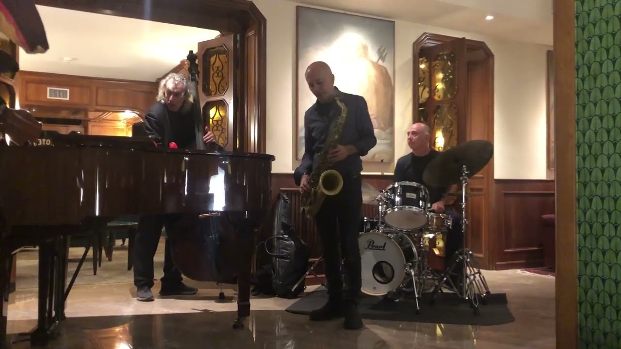 JAZZ & WINE