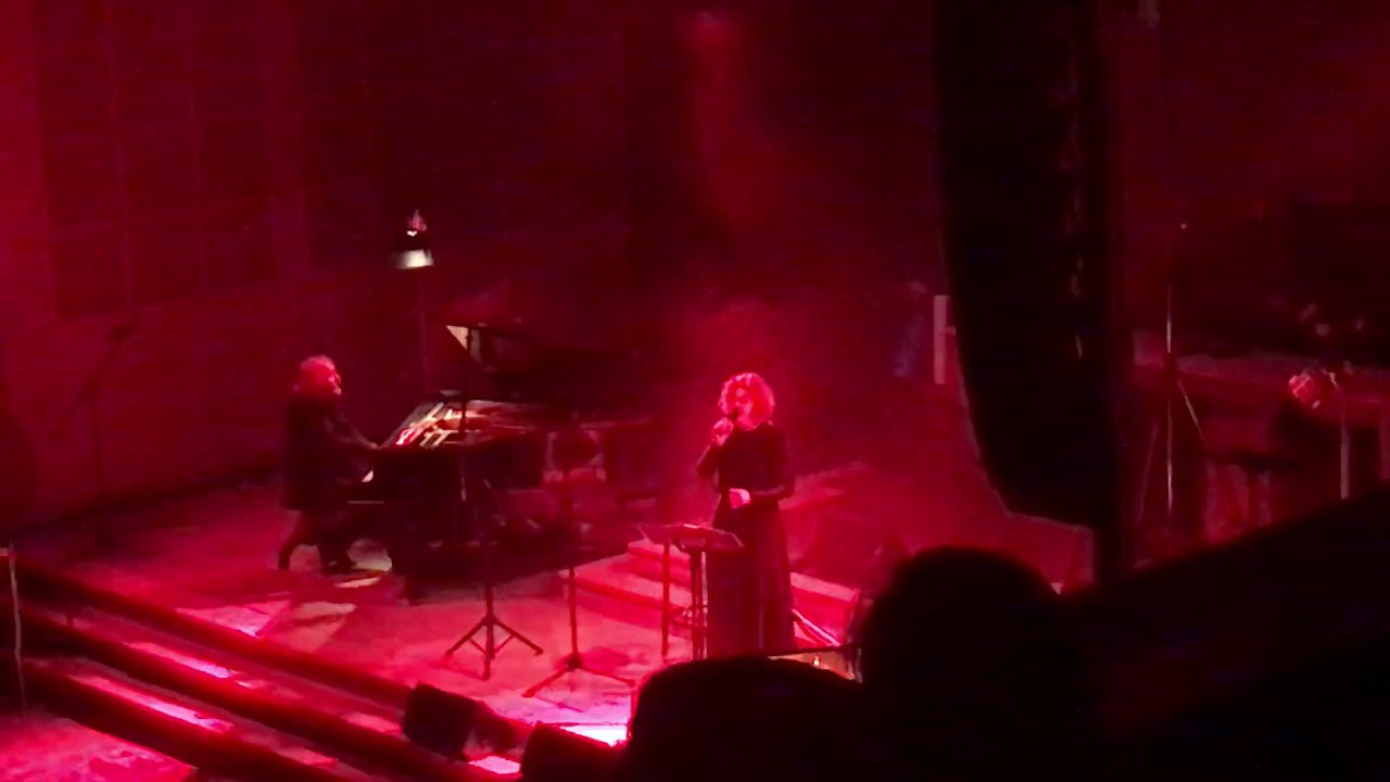 Helium Vola - Selig Akustik 27.03.2019 Lukaskirche Dresden
