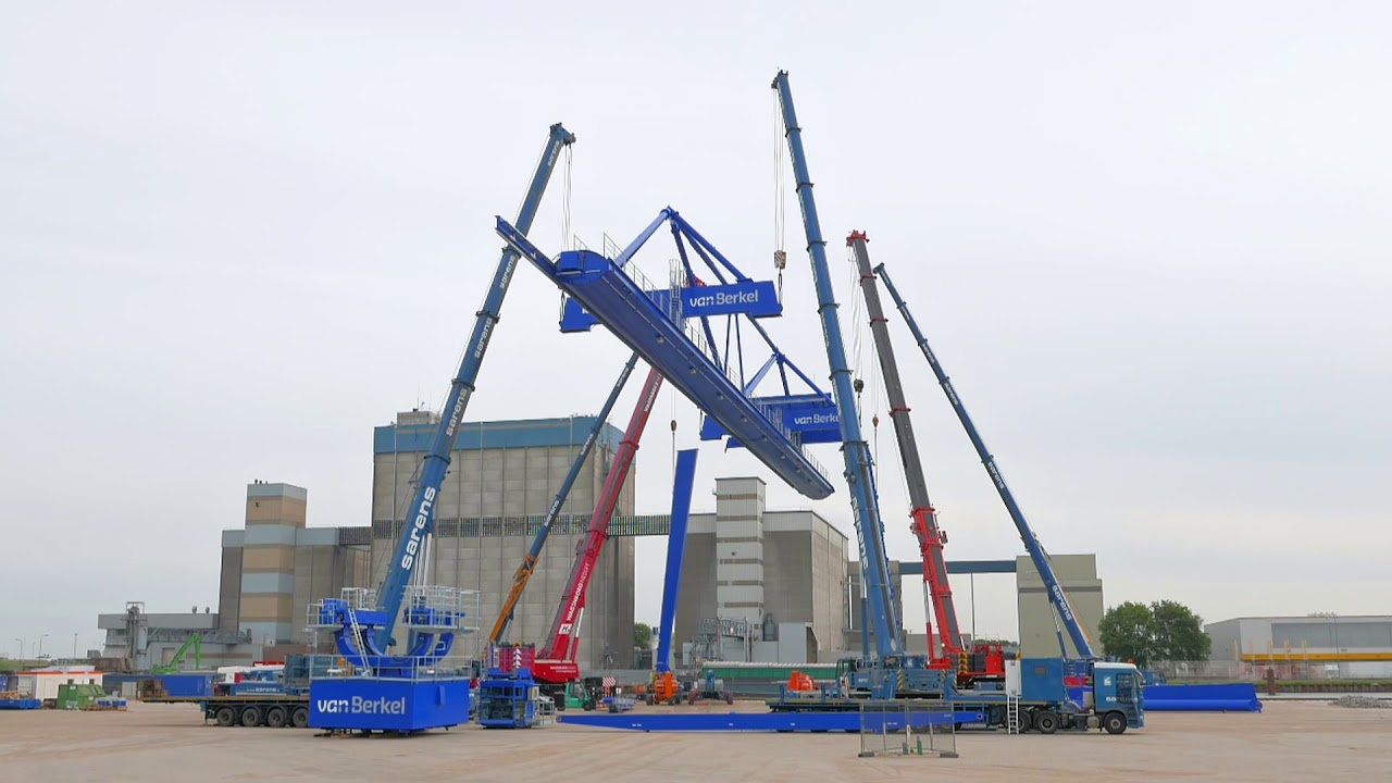 Nieuwe portaalkraan Van Berkel Logistics