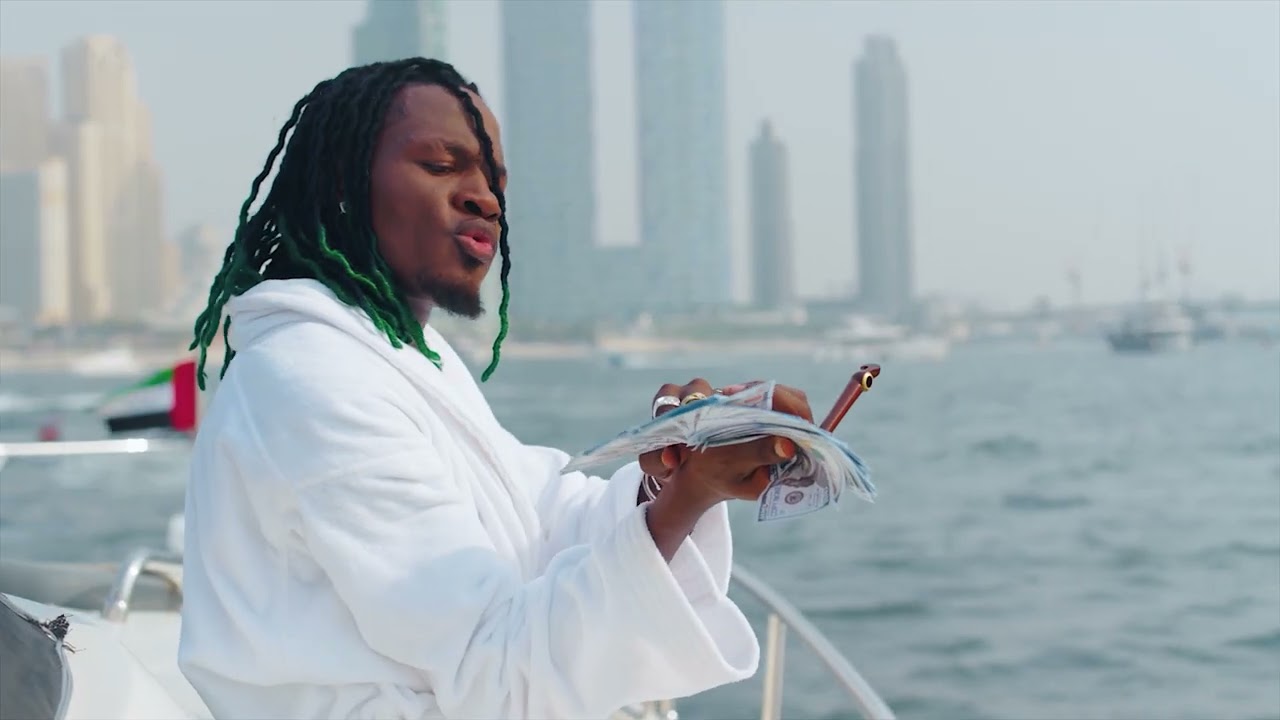Francky Degam - Millions (Clip Officiel)