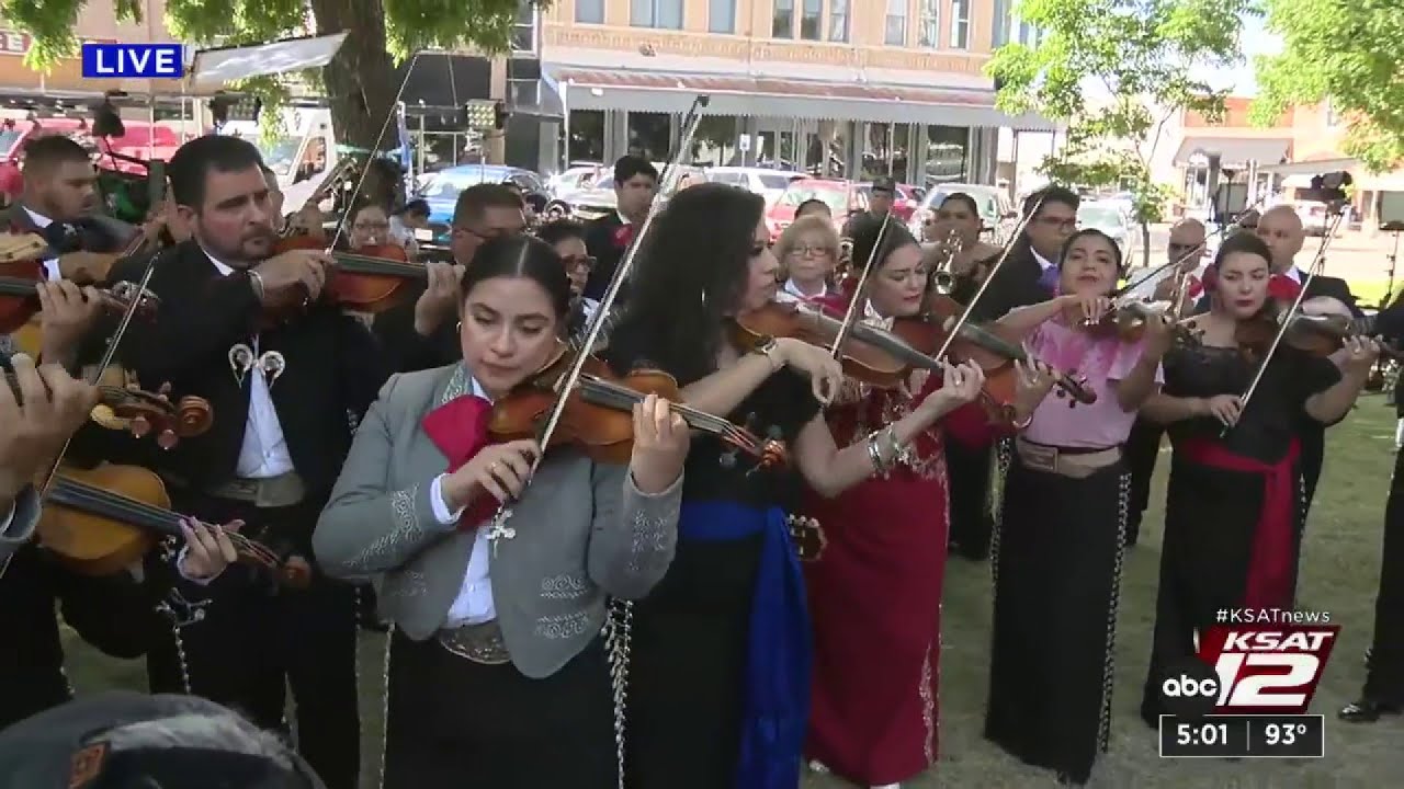50 mariachis perform in Uvalde to support the community