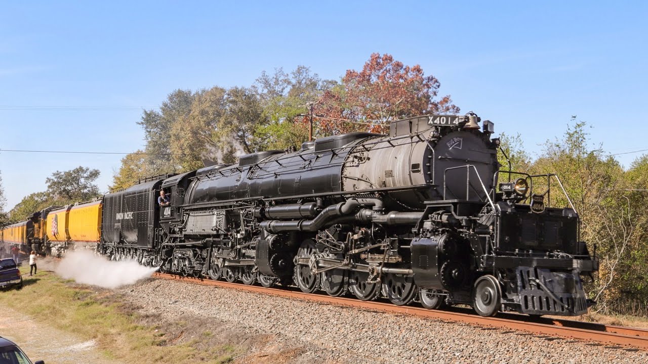 Big Boy on the Move -  UP 4014 between Overton and Marshall, TX 11/10/19 // Trinity Rail Productions