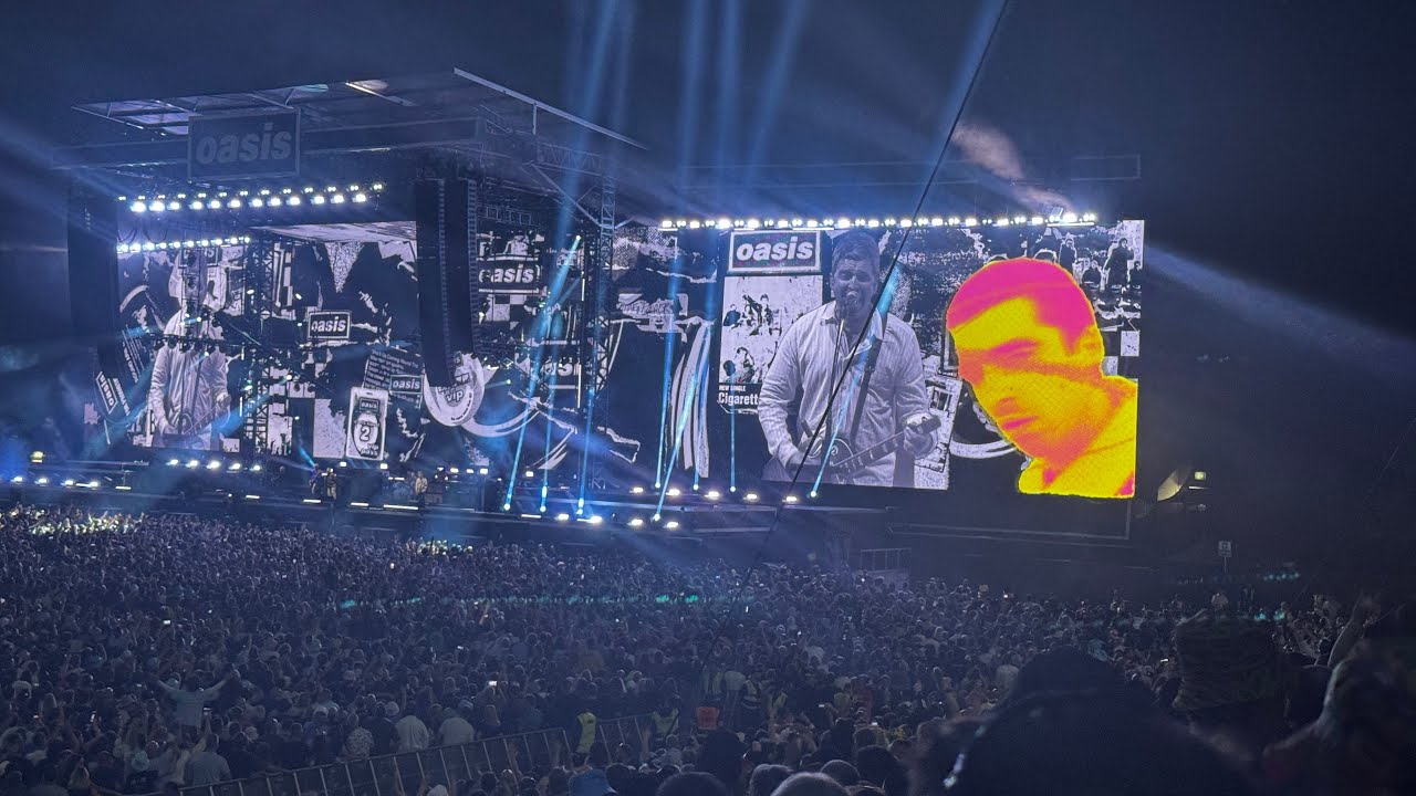 Oasis - Wonderwall Live in Dublin 16th August, 2025 