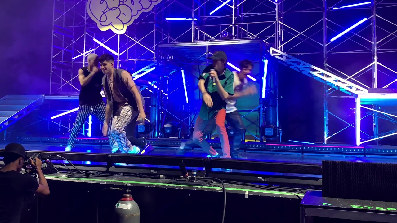 PRETTYMUCH- INTRO/LYING LIVE