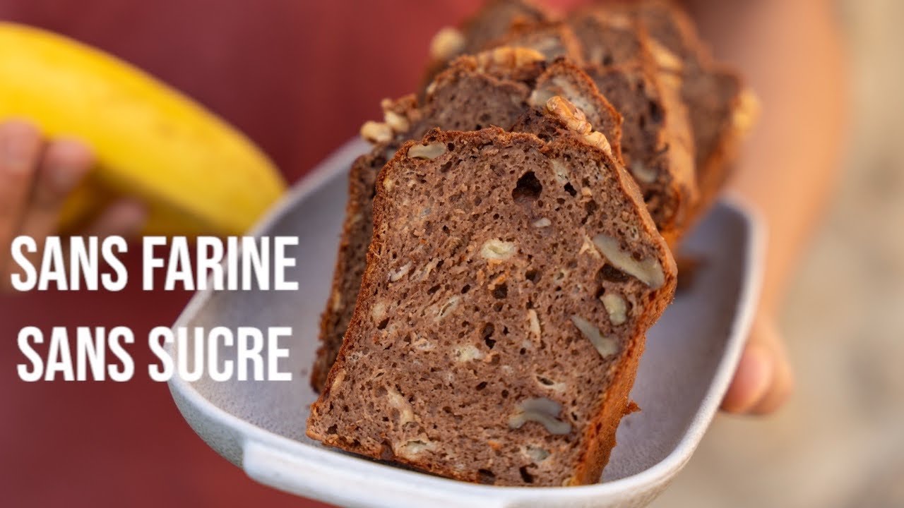 Banana bread magique moelleux sans farine et sans sucre avec 4 ingrédients