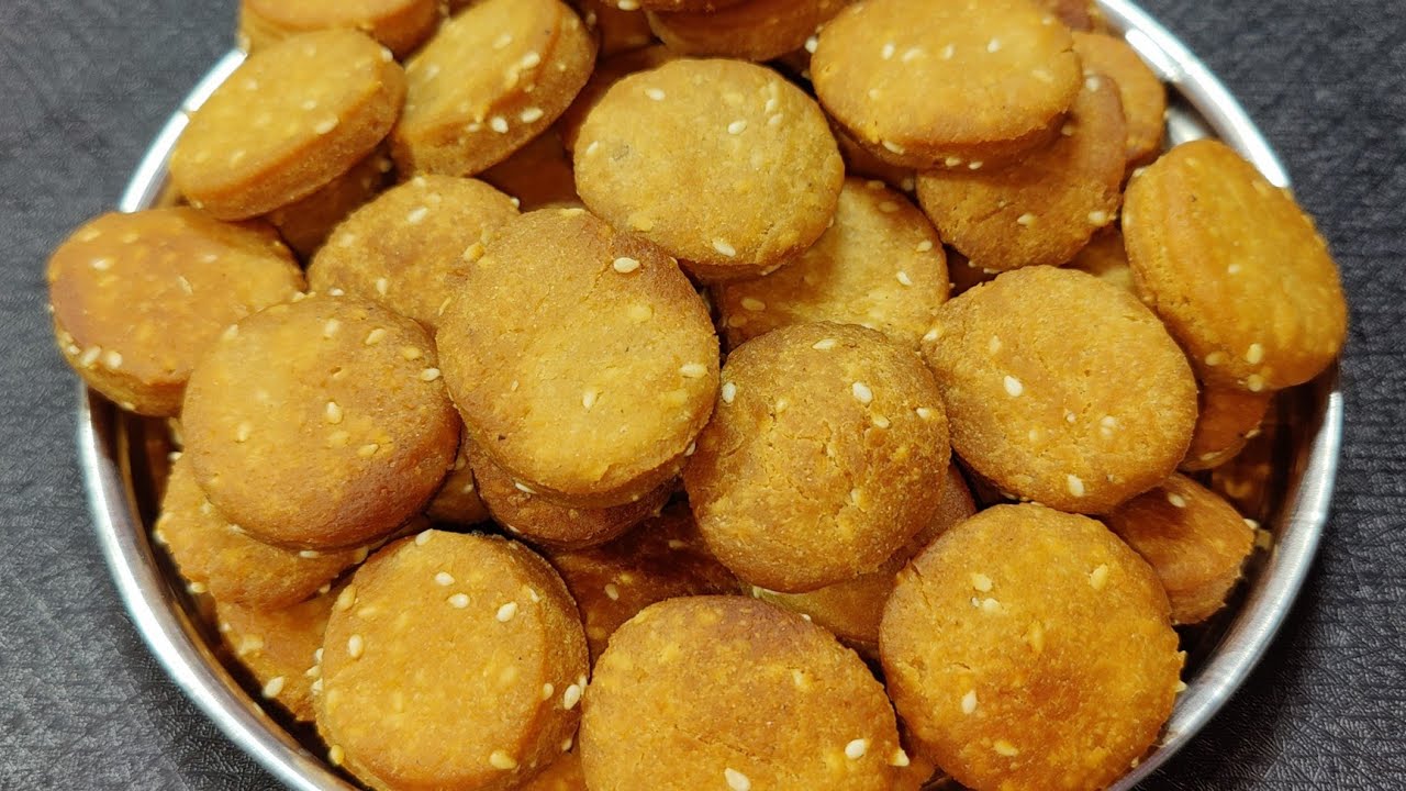 Easy Atta Fried Biscuit At Home | Homemade Atta Fried Biscuits | Fried Biscuits | Biscuit Recipe |