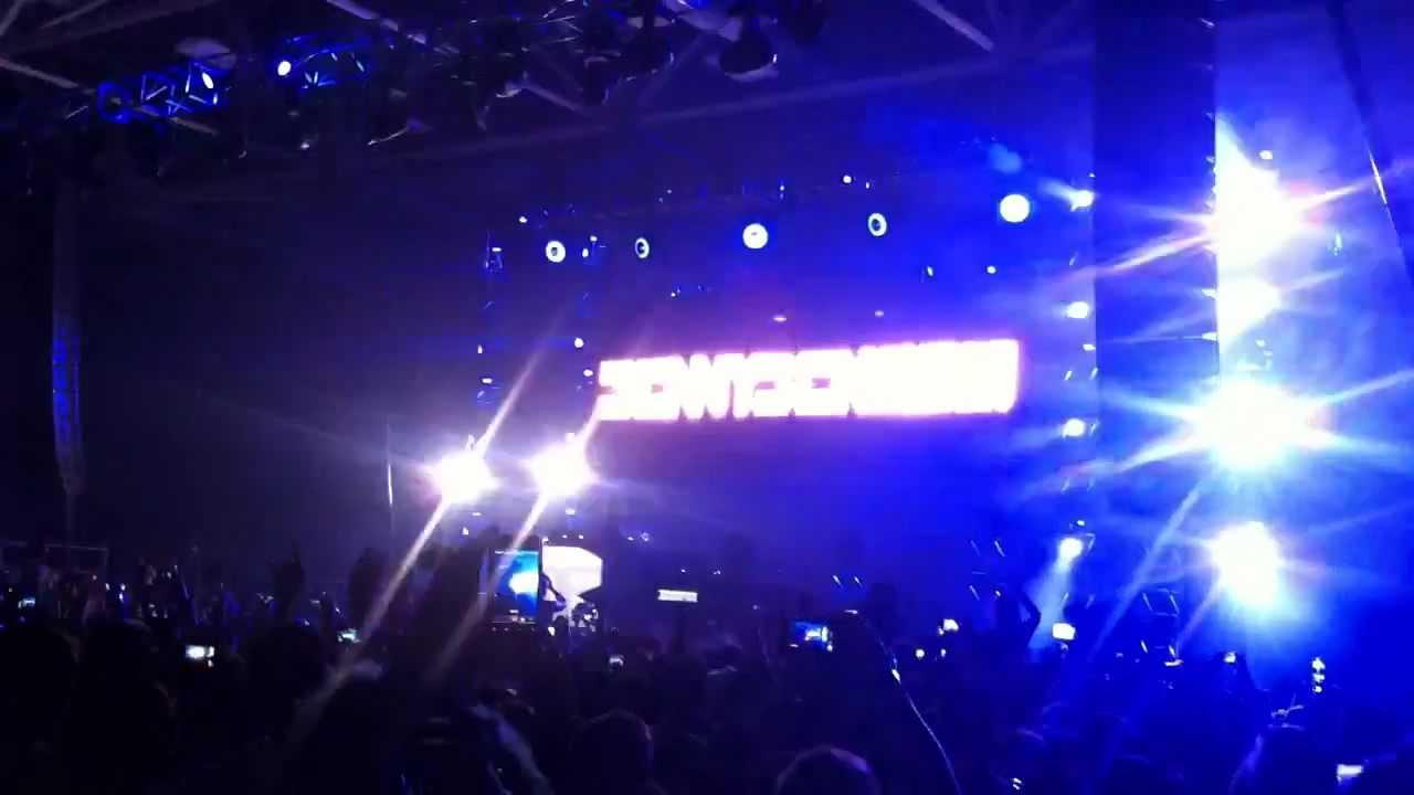 Benny Benassi @ Lights All Night 2011