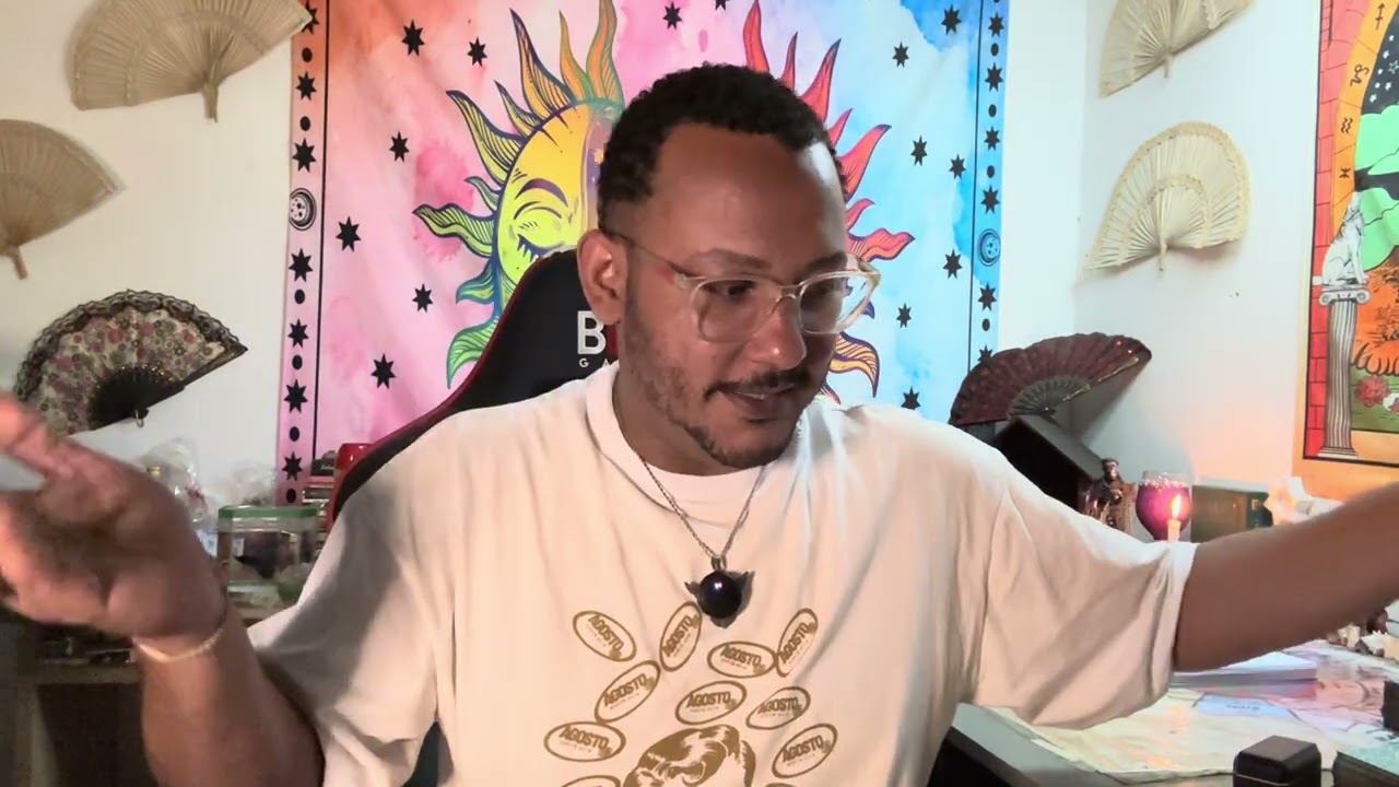 #Peixes♓️A sorte do mundo estar nas suas mãos, nova era novo amor novas atualizações chegaram vá!