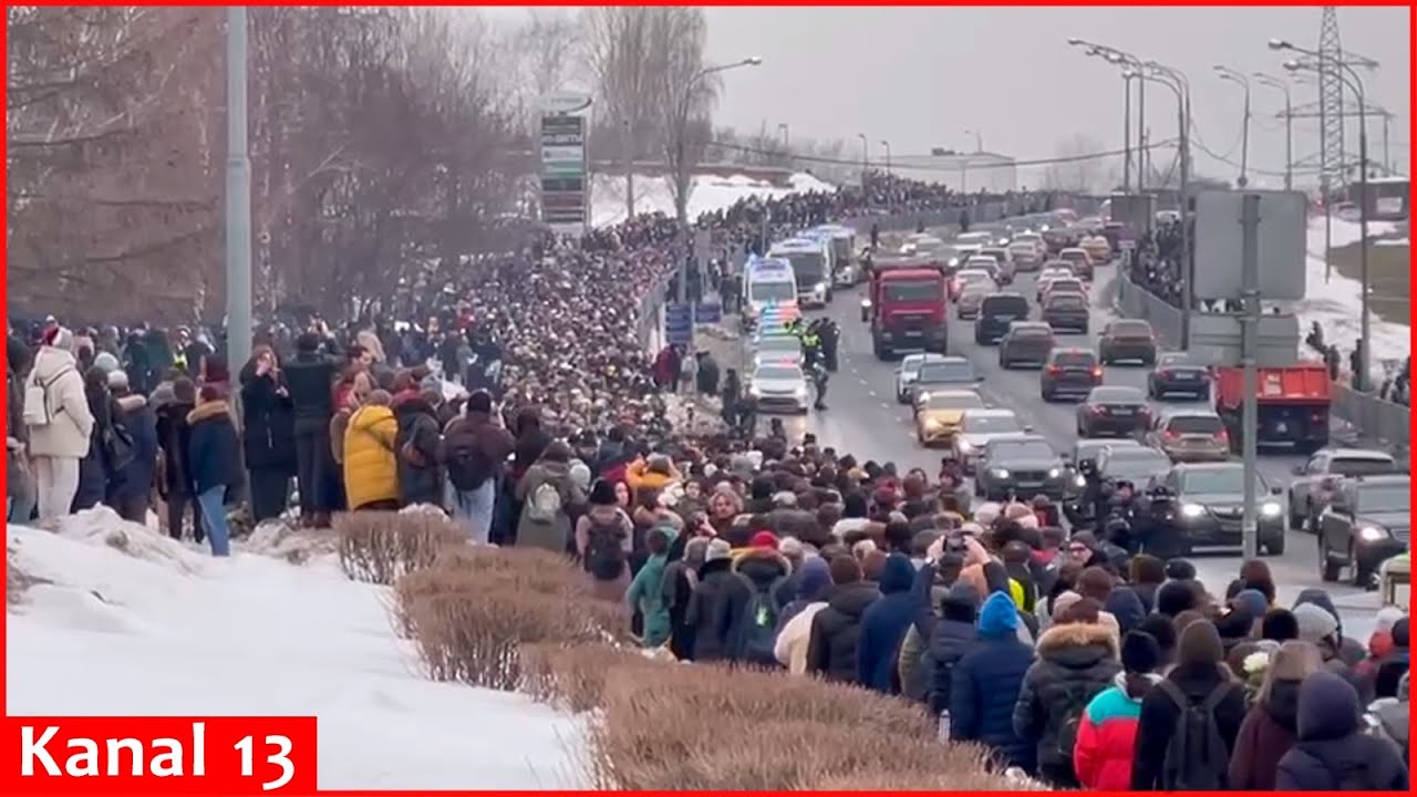 Thousands of people defy Putin on streets of Moscow - this is considered last chance for Russians