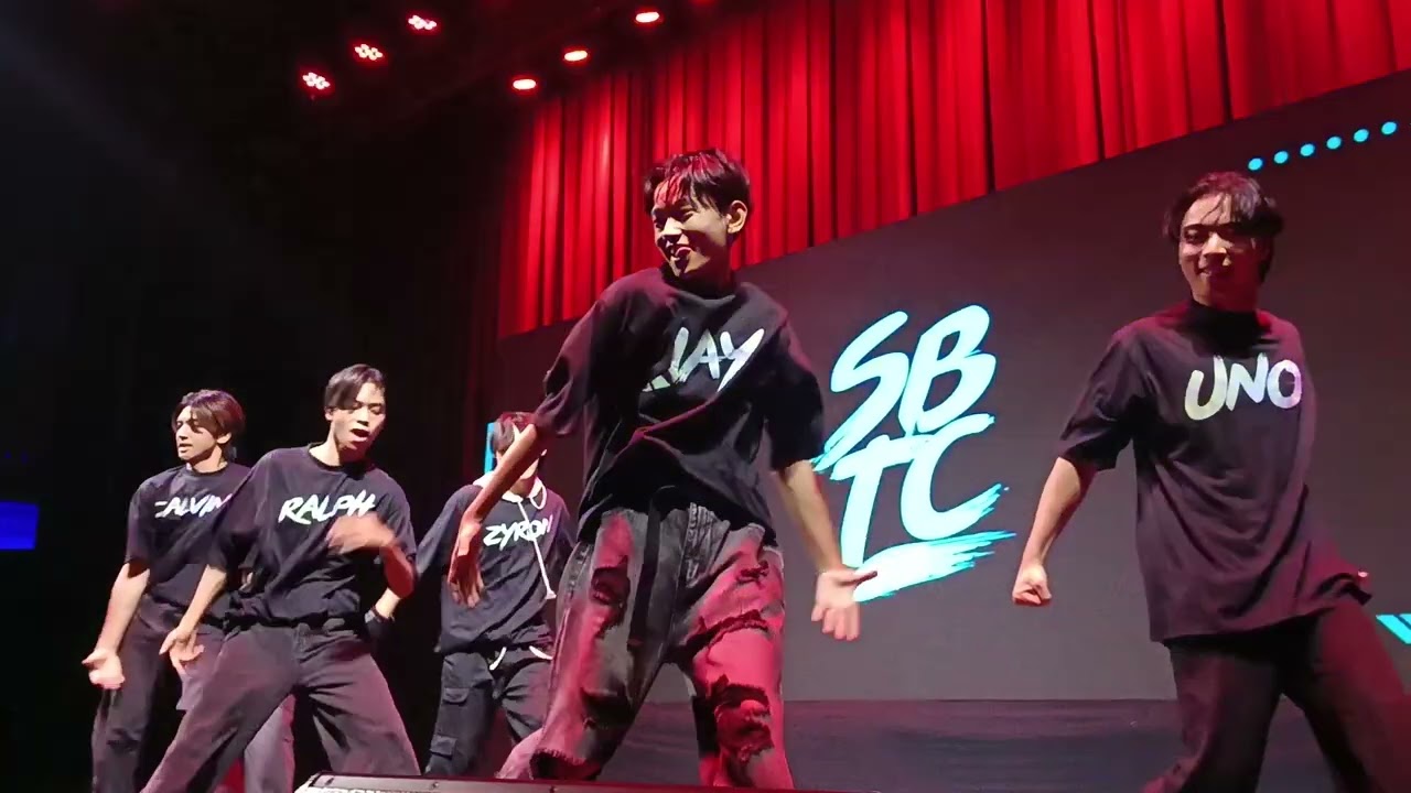 SBTC BOY TRAINEES 📍 PLUUS FANMEET