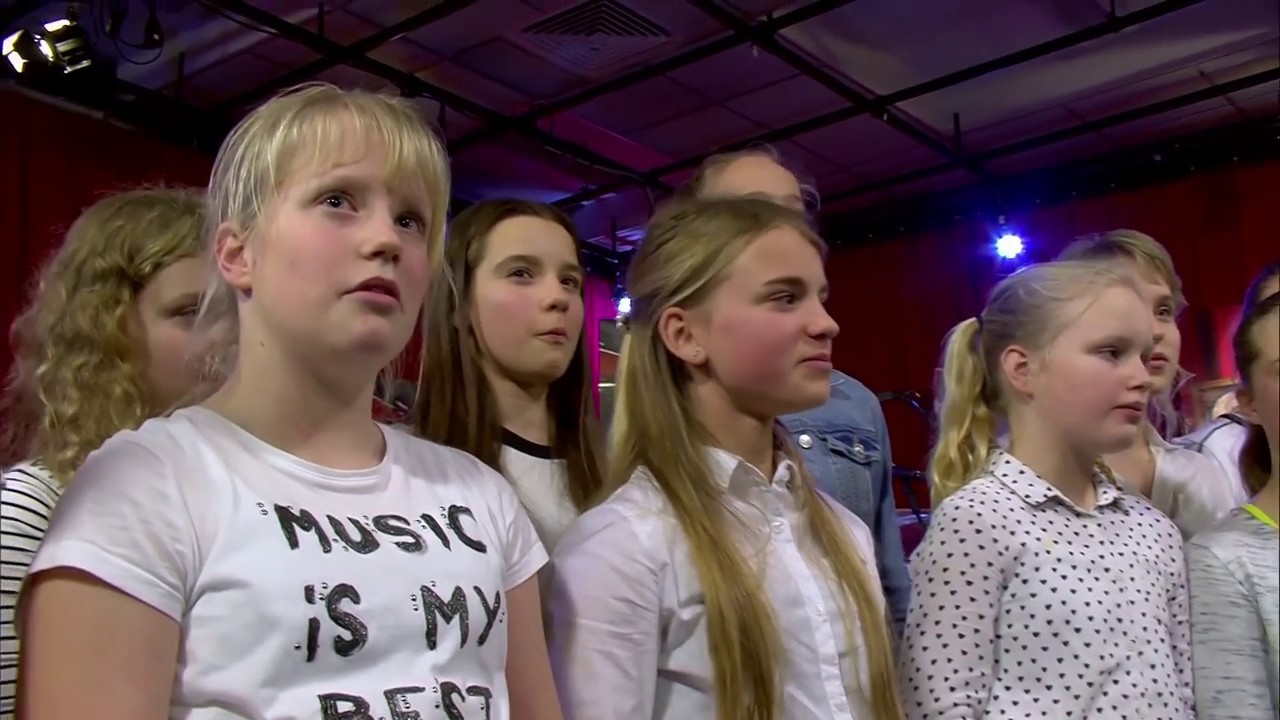 CBS De Boustien - Seis oere thús yn Noardewyn Live #omropfryslan #lf2018