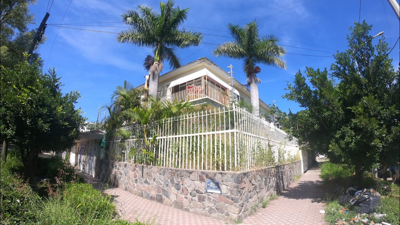 La mansi&oacute;n del hermano de CANTINFLAS en Guadalajara abandonada