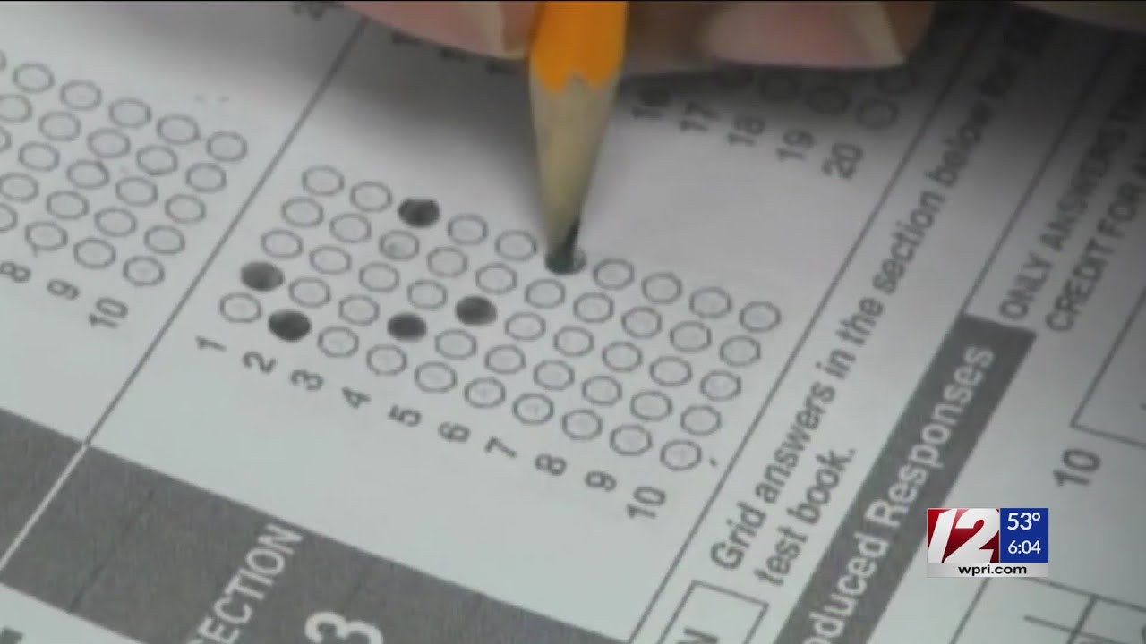 &lsquo;It&rsquo;s dangerous&rsquo;: History, civics scores plummet in national test