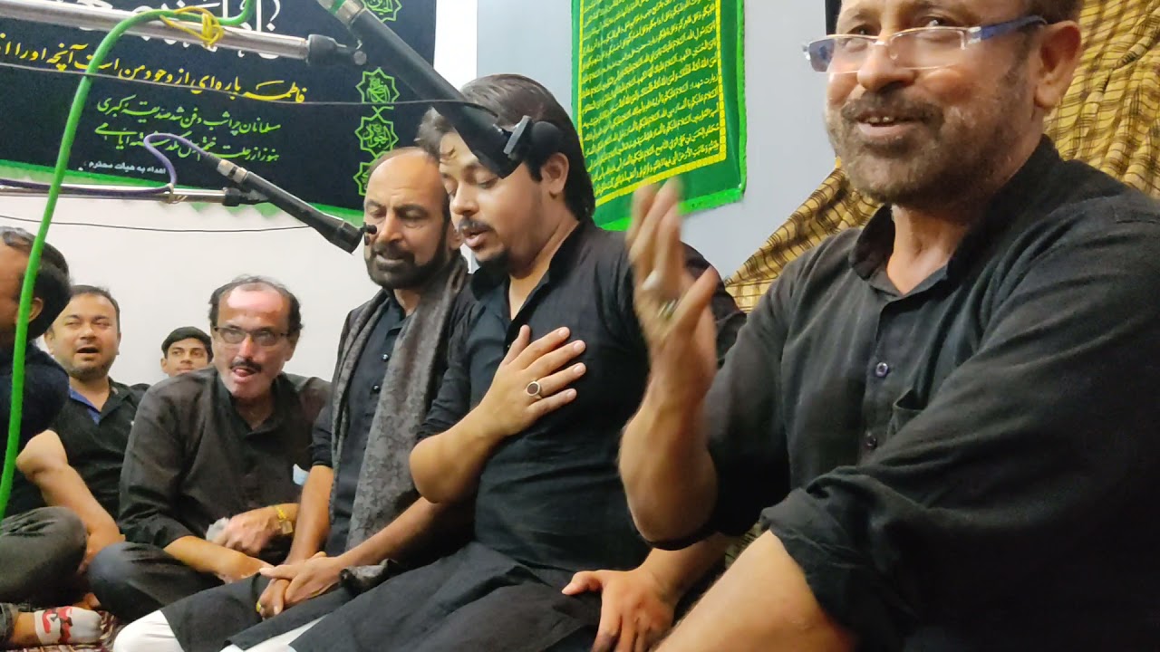 janab nayab sahab, sahir sahab aur shakeel sahab sozkhwani pesh karte hue.....